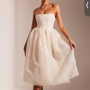 Embellished Corset Tulle Skirt Midi Dress in Ivory